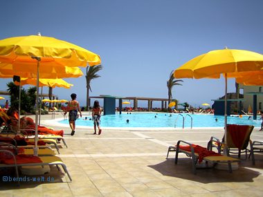Aparthotel Bahia Grande - Pool