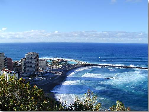 Blick von La Paz auf Puerto de la Cruz